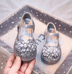 Zapato elegante para niña con diseño de flor de cristal brillante en España