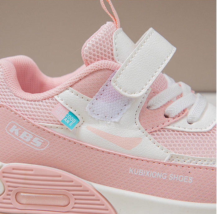 Zapato con diseño deportivo moderno, apto para niños y niñas en España