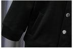 Conjunto niño 3 piezas: chaqueta negra, camiseta de rayas y pantalón beige | ropa niño elegante en España