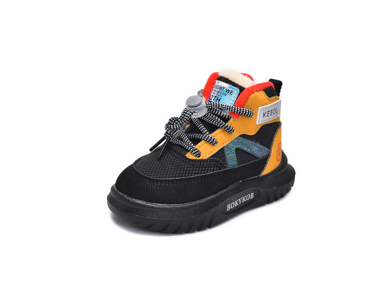 Zapato de invierno cálido con diseño moderno en España