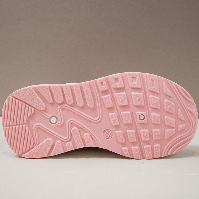 Zapato con diseño deportivo moderno, apto para niños y niñas en España