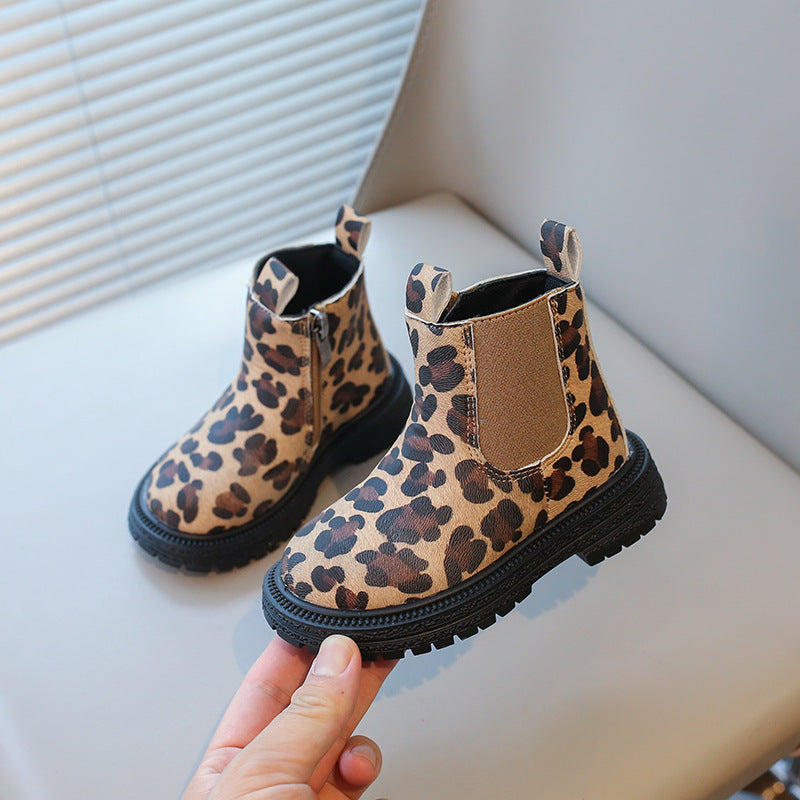 Zapato de invierno con estampado de piel de leopardo