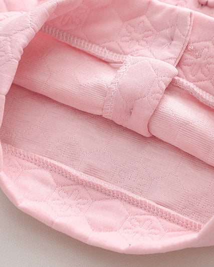 Conjunto niña 3 piezas rosa: suéter, camiseta arcoíris y pantalón vaquero con flores crochet en España