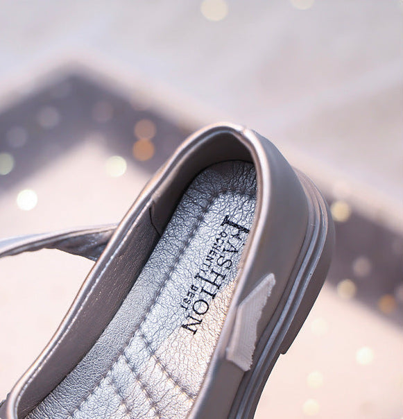 Zapato elegante para niña con diseño de flor de cristal brillante en España