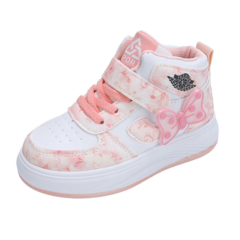 Zapatillas deportivas para niñas con diseño moderno en España