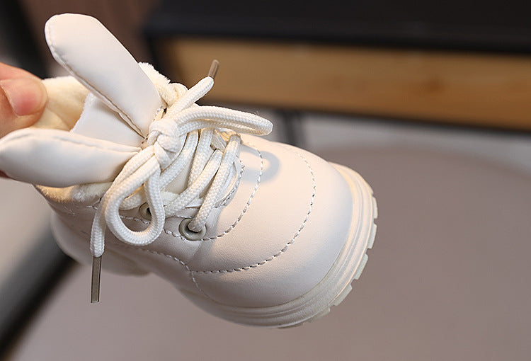 Botita de invierno suave con diseño de conejito adorable y orejitas salientes en España