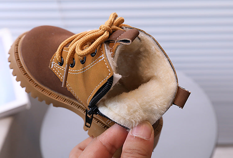 Zapato de invierno con forro suave y cálido, de diseño moderno en España