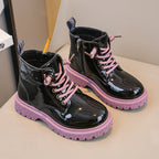 Bota de invierno brillante con estilo moderno para niños