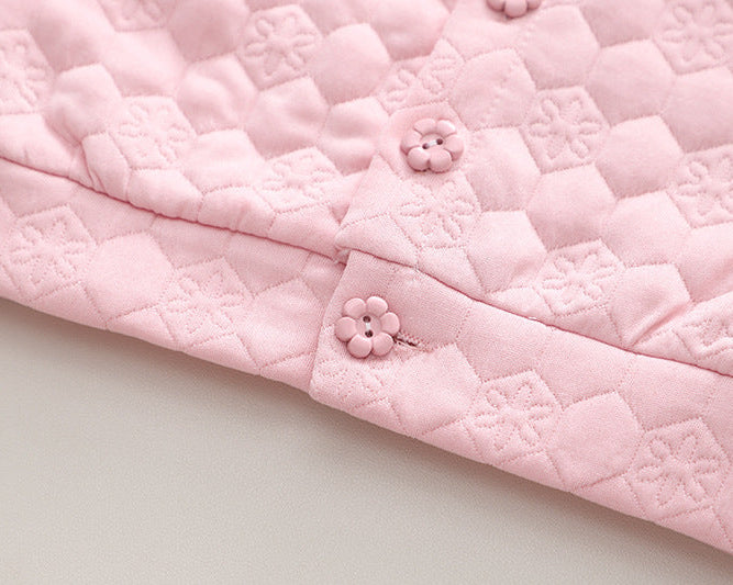 Conjunto niña 3 piezas rosa: suéter, camiseta arcoíris y pantalón vaquero con flores crochet en España