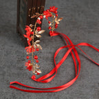 Diadema para el cabello con diseño de flores y perlas