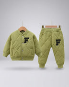 Conjunto bebé niño invierno acolchado de algodón 2 piezas con letra F (chaqueta y pantalón) en España