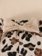 Conjunto de 3 piezas con diseño moderno y estampado de piel de tigre