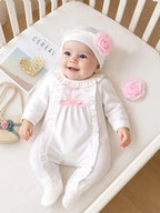 Set de Mameluco y Gorrito con Detalles de Flor