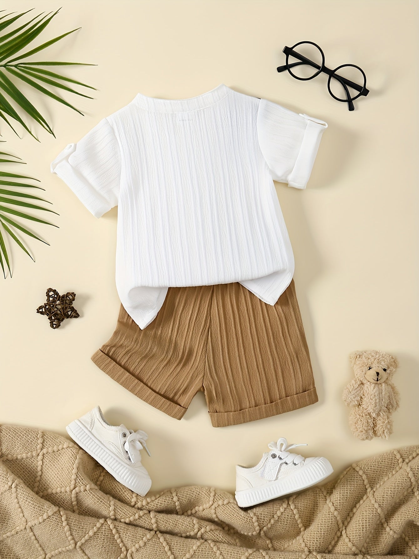 Conjunto de Verano para Bebé: Camisa de Oso y Pantalones Cortos