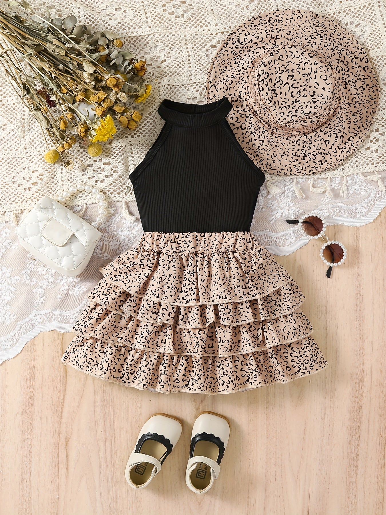 Conjunto Infantil de Falda Animal Print y Top Negro