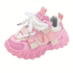 Zapato rosa con diseño deportivo moderno para niñas en España