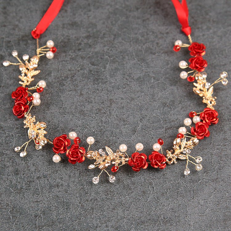 Diadema para el cabello con diseño de flores y perlas