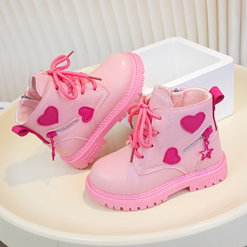 Botas de invierno para niña con diseño de corazones