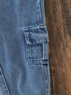 Conjunto de invierno elegante con mangas largas y vaqueros