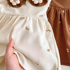 Vestido para niñas decorado con flores, con bolso a juego, calcetas y accesorios para el cabello