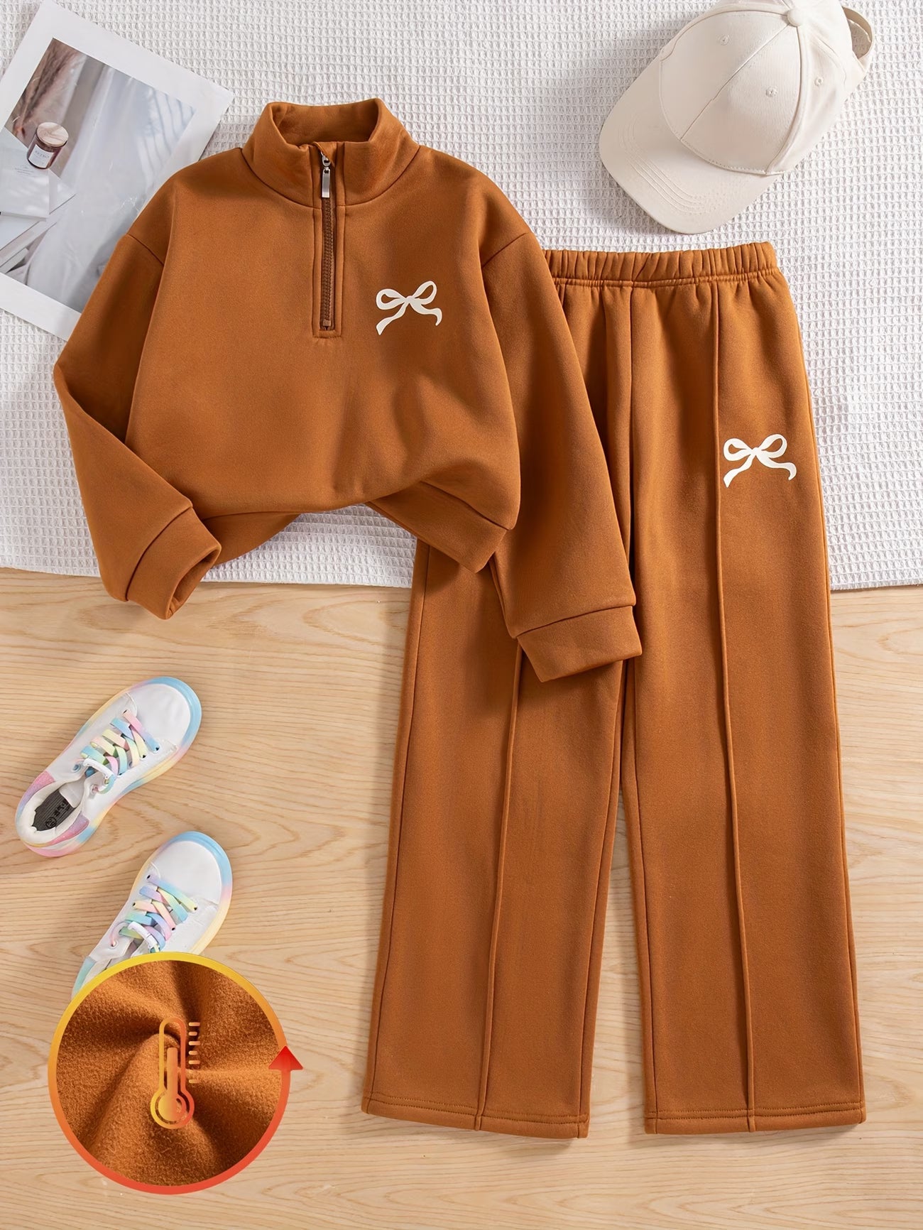 Conjunto Deportivo de Felpa con Lazo