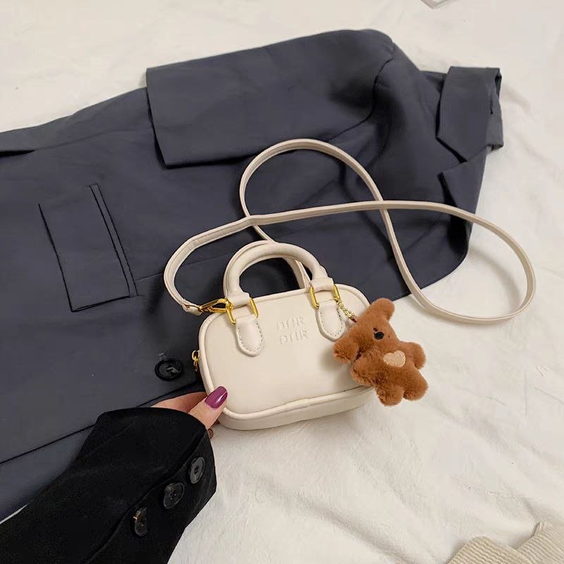 Bolso pequeño para niñas con diseño de osito – Estilo moderno y divertido