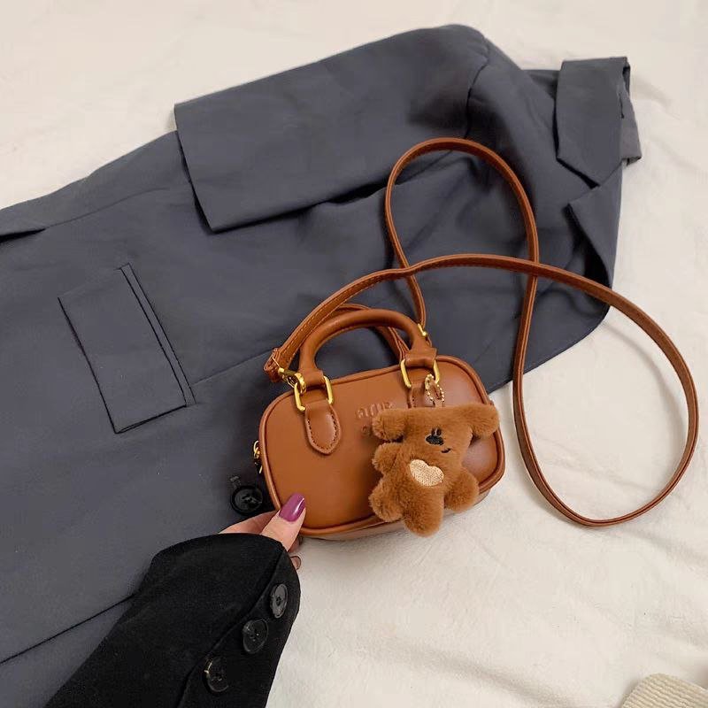 Bolso pequeño para niñas con diseño de osito – Estilo moderno y divertido