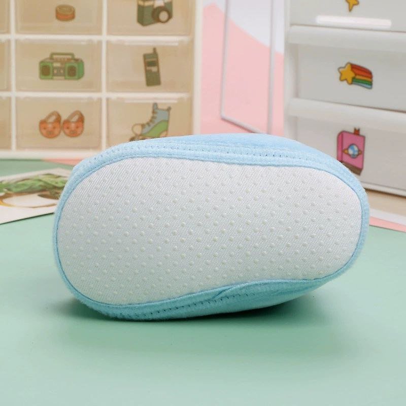 Zapatos de bebé cálidos para el invierno