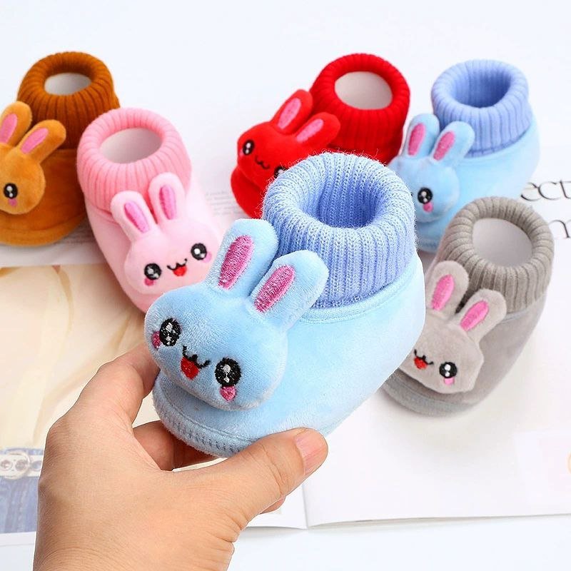 Zapatos de bebé cálidos para el invierno