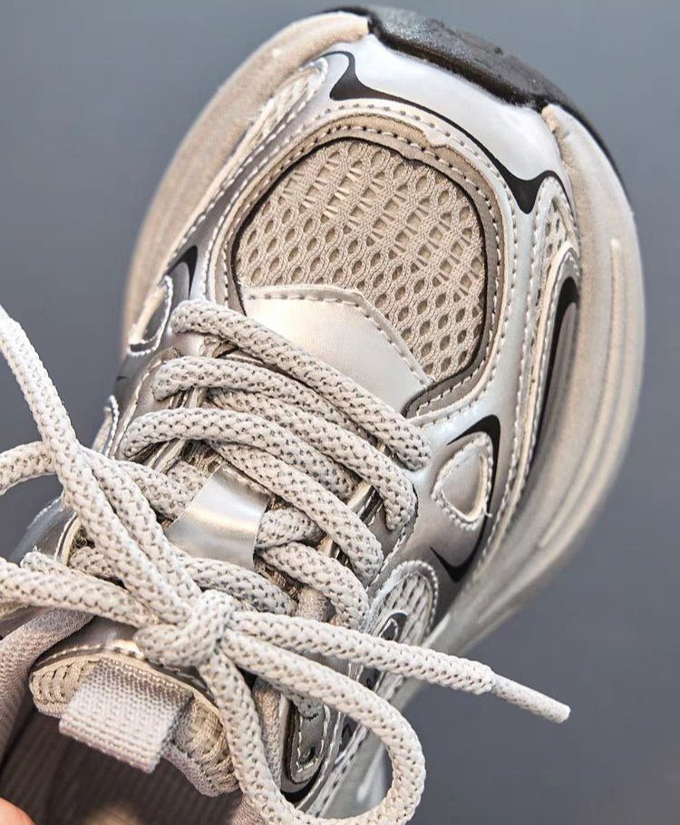 zapatillas deportivas infantiles con diseño moderno