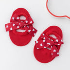 Calcetines de bebé con lazo rojo y estampado de corazones, diseño lindo y suave para niñas