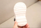 Zapatos cálidos forrados de piel con un diseño moderno 