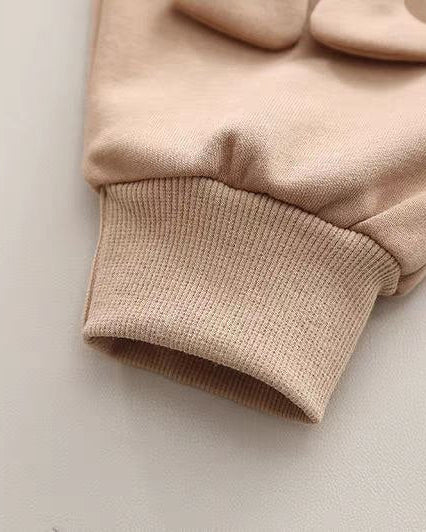 Conjunto bebé invierno con sudadera cálida y pantalón cómodo