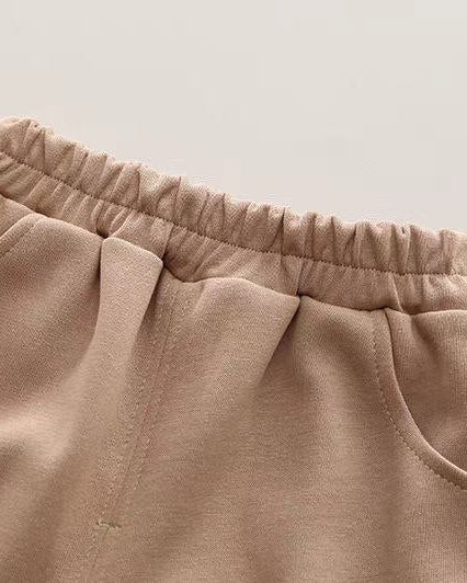 Conjunto bebé invierno con sudadera cálida y pantalón cómodo