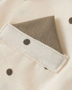 Conjunto bebé elegante 4 piezas body, tirantes, corbata y gorro