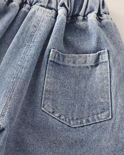 Conjunto Infantil de 3 Piezas para Niño  Camisa Denim, Chaleco de Punto y Pantalón Vaquero