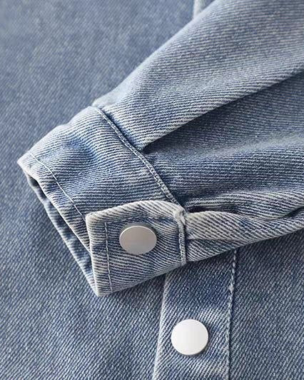 Conjunto Infantil de 3 Piezas para Niño  Camisa Denim, Chaleco de Punto y Pantalón Vaquero
