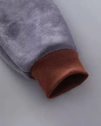Conjunto niño invierno 3 piezas ropa infantil con osito bordado y chaleco con capucha , Ideal para clima otoñal en España