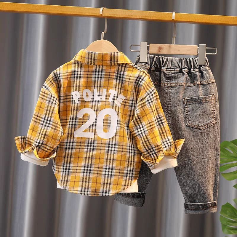 Conjunto de 3 Piezas con Camisa de Cuadros y Vaqueros